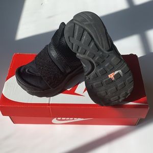 Nike Presto Extreme Kids 7c